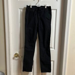 Gap youth boys XXL (14-16) black pants.